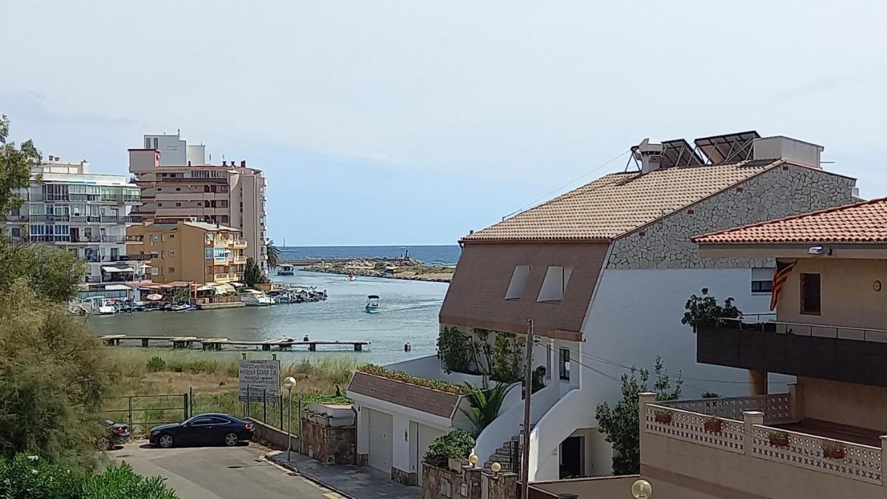 Estudio Roses Con Terraza, Vistas Canal Y Mar Εξωτερικό φωτογραφία